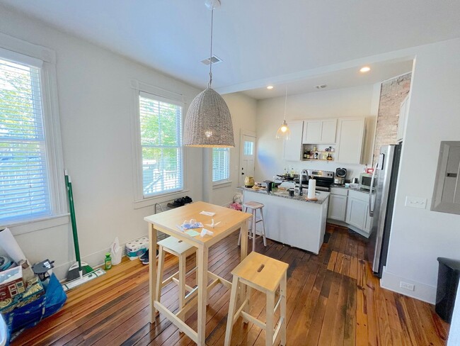 Photo - 2 BED | 2 BATH | COURTYARD | MIDTOWN - DIXON PARK