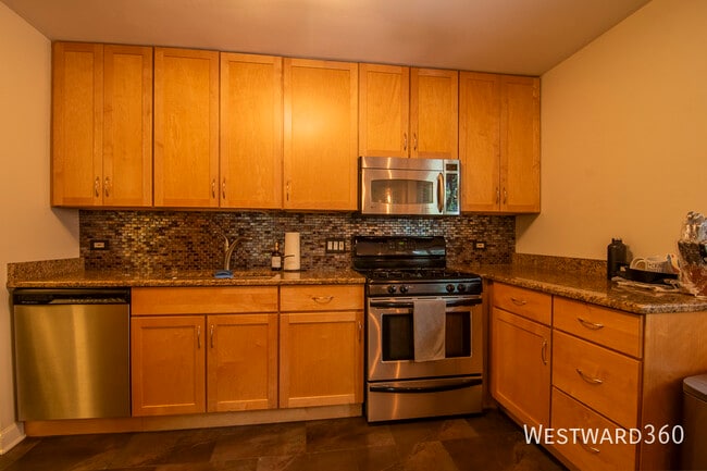 Photo - 1651 N Dayton St Condo Unit 307