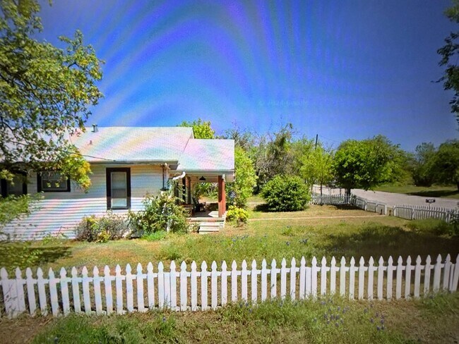 Photo - Charming 2 bed 2 bath 1 car garage AND 2 CAR CARPORT!!  Modern Farmhouse with Glassed in Sunroom!