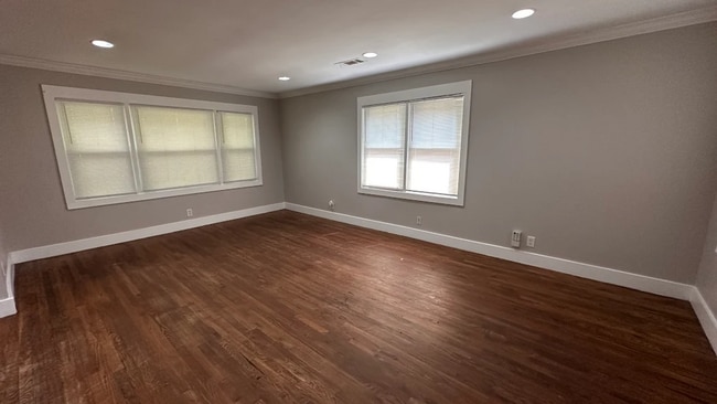 Photo - 4 bedrooms & 3 bath in Decatur!
