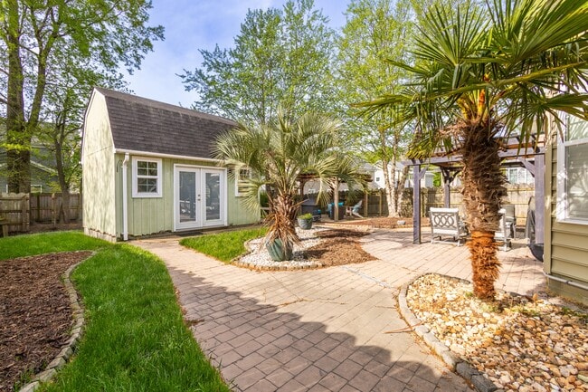 Building Photo - 2476 Apiary Ct