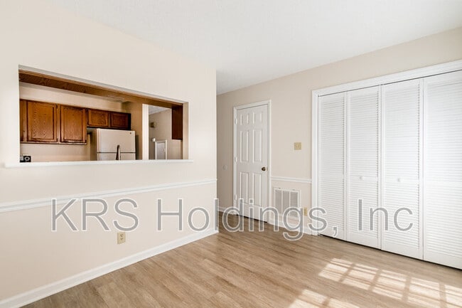 Photo - 2519 Hitchcock Dr