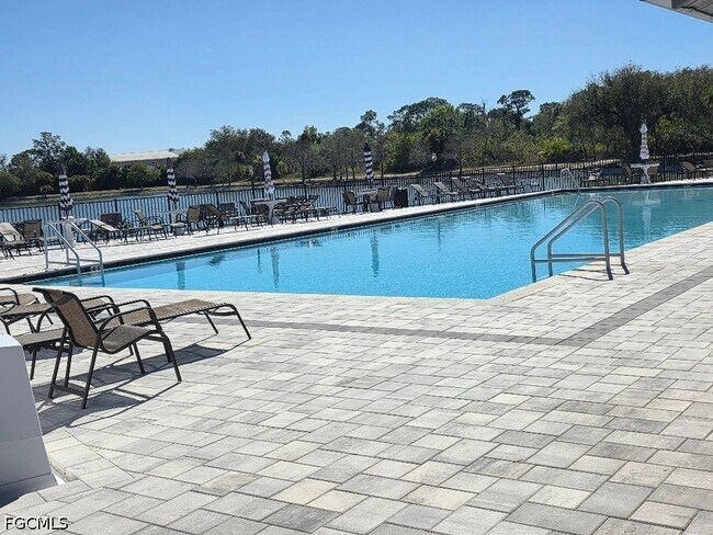 Photo - 9970 Sailview Ct Unit 9