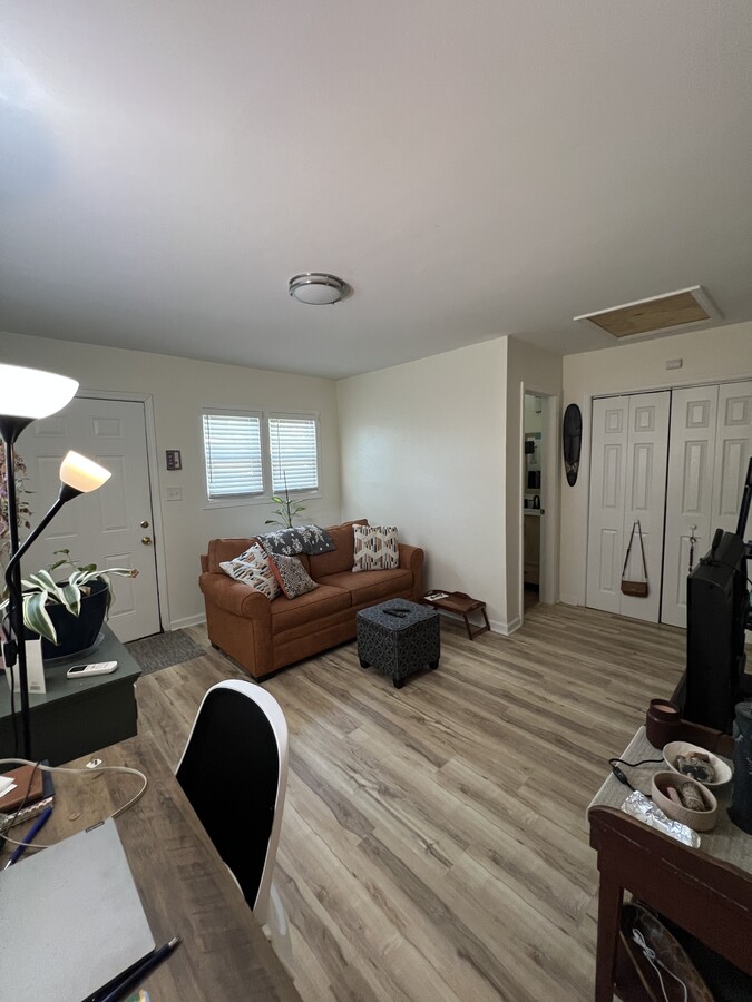 Photo - 1090 Mayson Turner Rd NW Unidad Gem