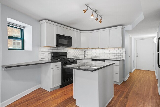 Photo - 2642 N Sacramento Ave Unit G