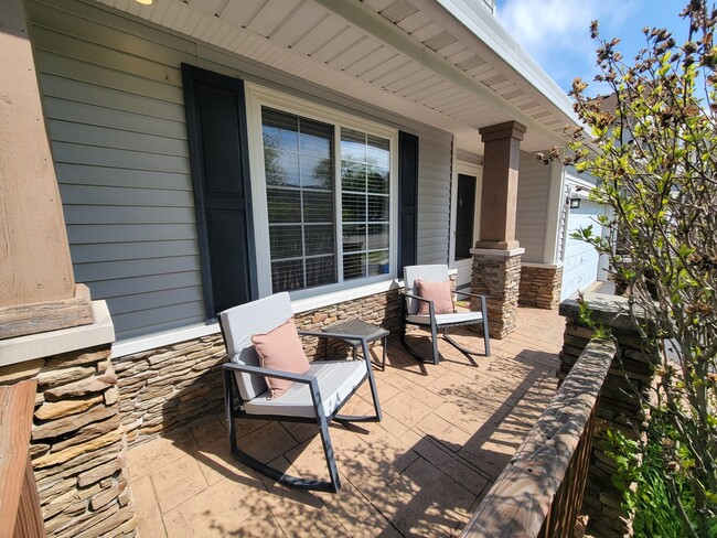 Photo - 7722 Milan Way