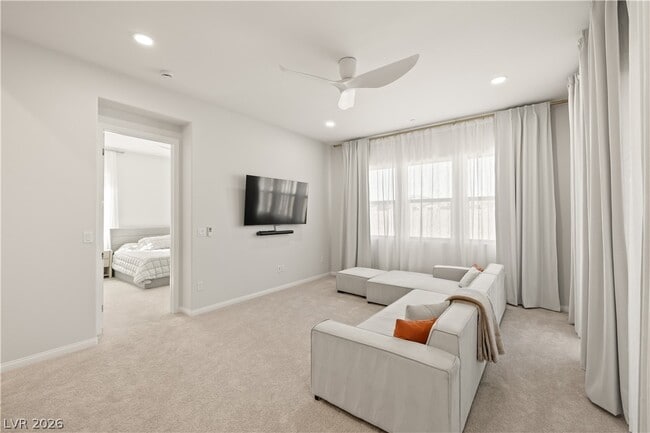 Photo - 684 Ambridge Dr