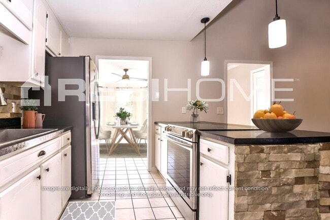 Photo - 1022 Brisbane Ln SE
