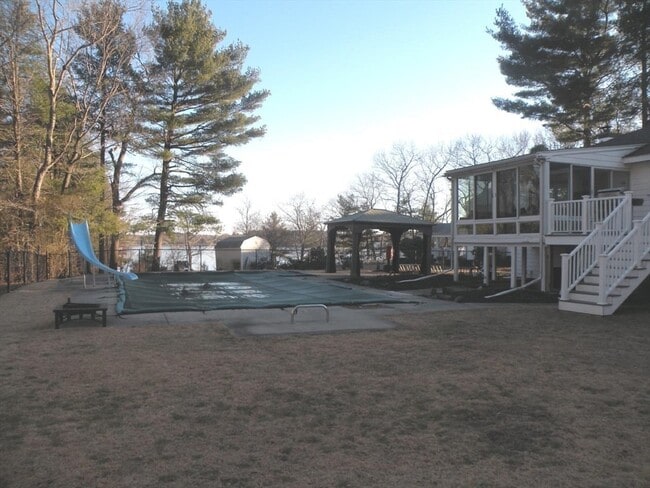 Photo - 2 Williams St