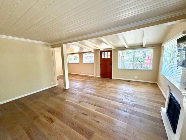 Photo - Charming 2 bdrm, 1 bath, + Bonus Room
