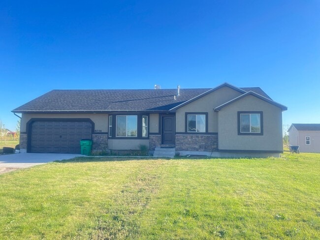 Building Photo - Beautiful Home for rent in Rigby