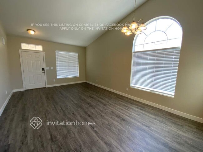 Photo - 9531 Observer St