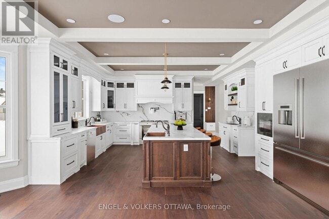 Photo - 432 Ashbee Ct