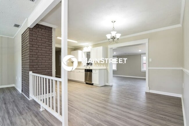 Photo - 4 Bedroom Pet-Friendly Home in BRANDON, FL...