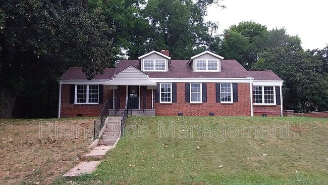 Building Photo - 307 Bessemer Super Hwy