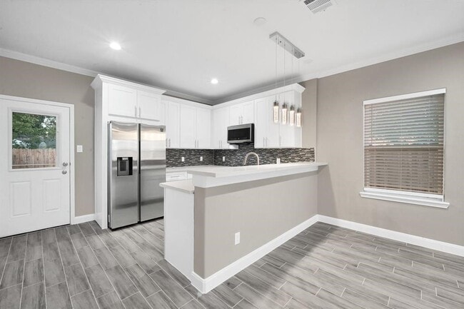 Photo - 5807 Southmund St