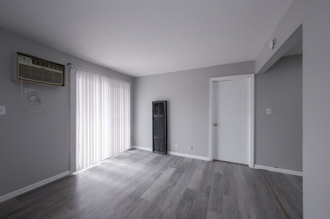 Photo - 15302-03 Knox-
