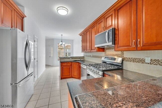 Photo - 63 Albert Ct