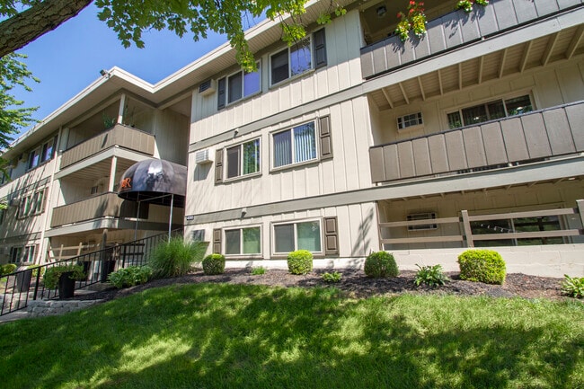 Building Photo - Red Bank Reserve Rental