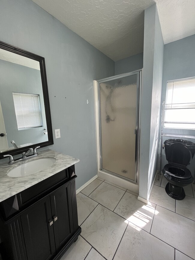 Photo - 808 N Wolfe Ln