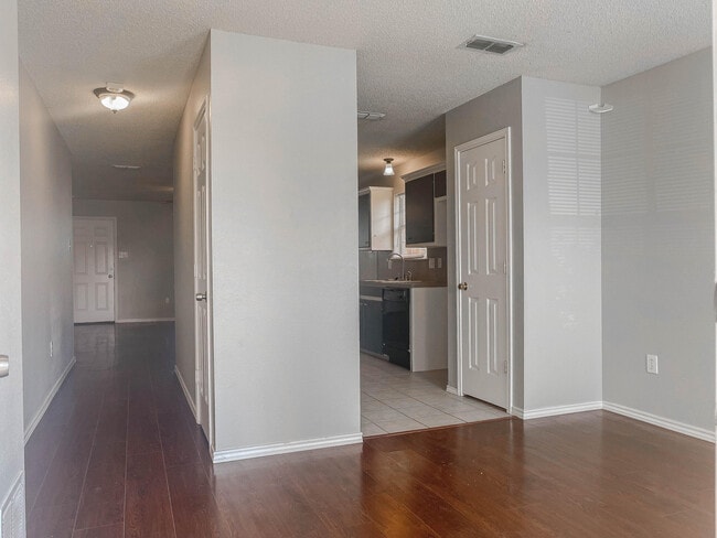 Building Photo - 8114 Temple Ave Rental