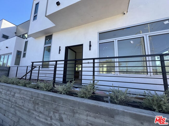 Photo - 1900 20th St Unit #C