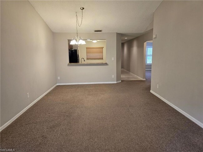 Photo - 605 Squire Cir Unidad 203