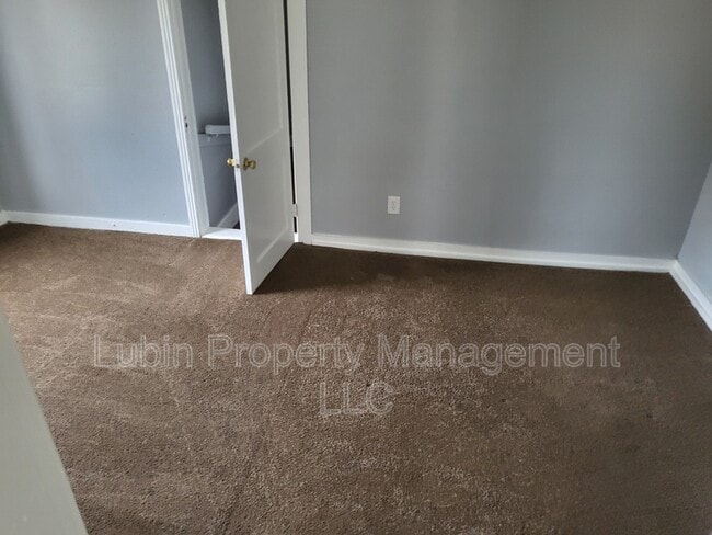 Photo - 1490 Dallas St