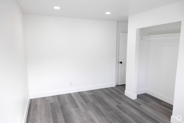 Building Photo - 53130 Avenida Mendoza Unit Bedroom 1 Rental
