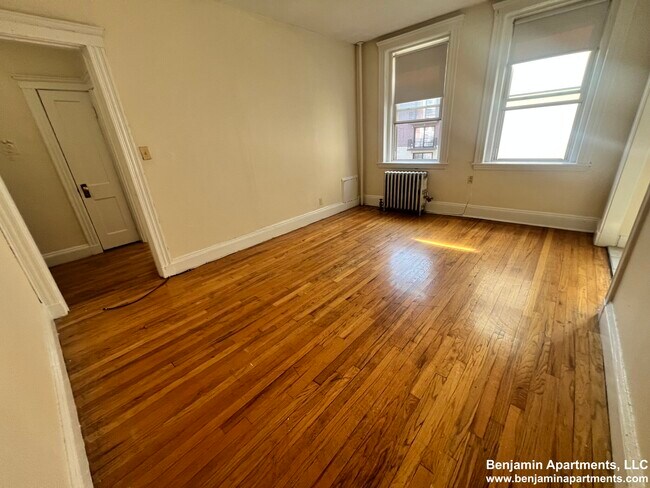 Photo - 120 Washington St