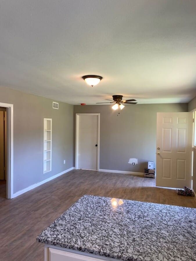 Photo - 3/2 PTISD FENCED YARD PET FRIENDLY