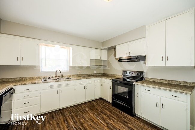 Photo - 202 Winn Ave