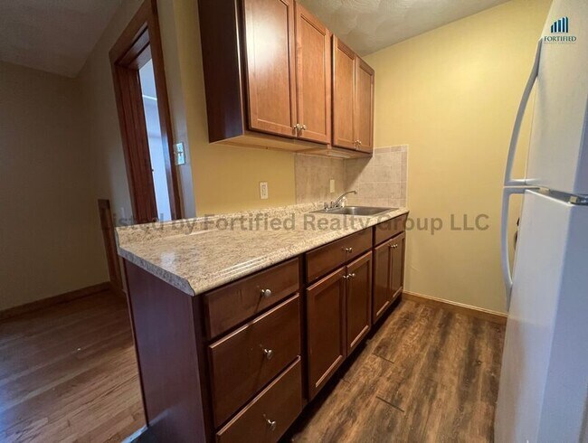 Photo - 106 Tuttle St Unidad 1