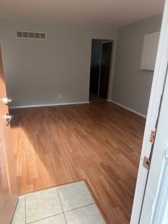 Photo - 3961 Jane Ave Unit 3963
