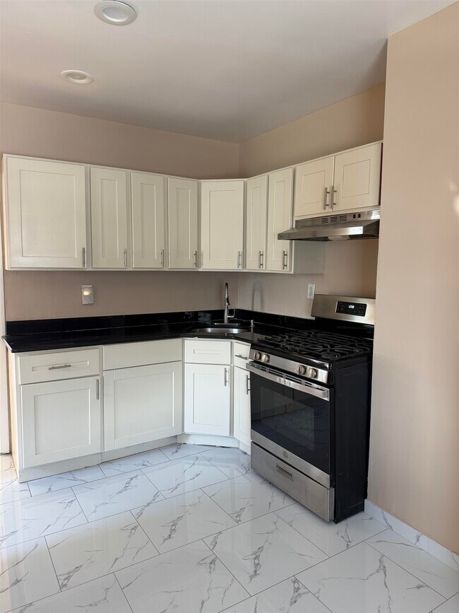 Photo - 1503 76th St Unit 2
