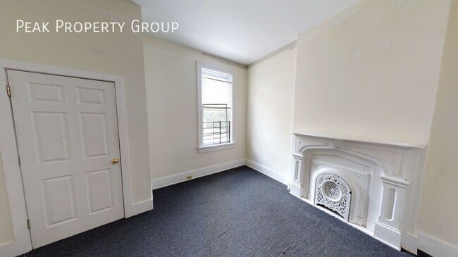 Photo - 2431 Vine St