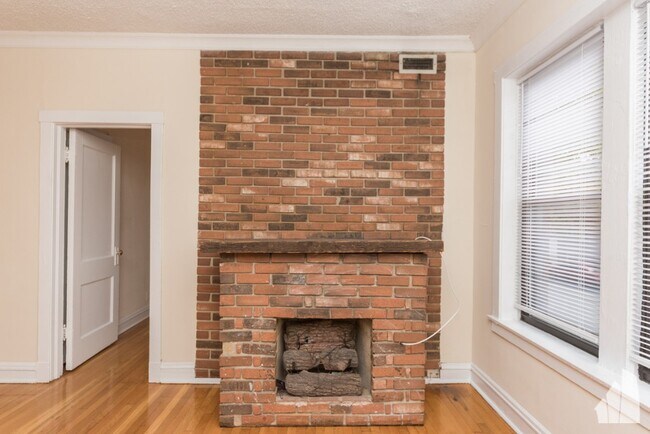Photo - 3750 N Racine Ave Unit #2S