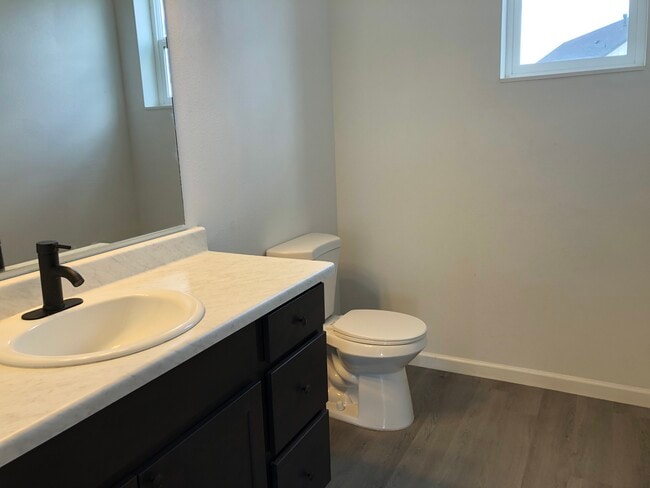 Photo - 1272 NW Terre View Dr