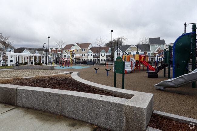 Photo - Franklin Hill