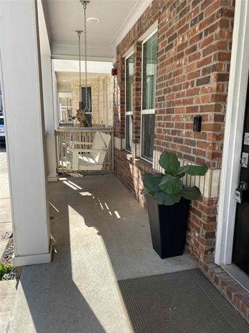 Photo - 203 S Village Way