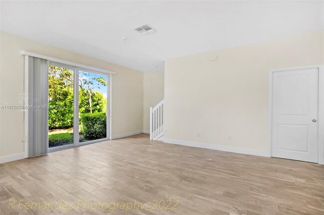 Photo - 4665 Windmill Ln