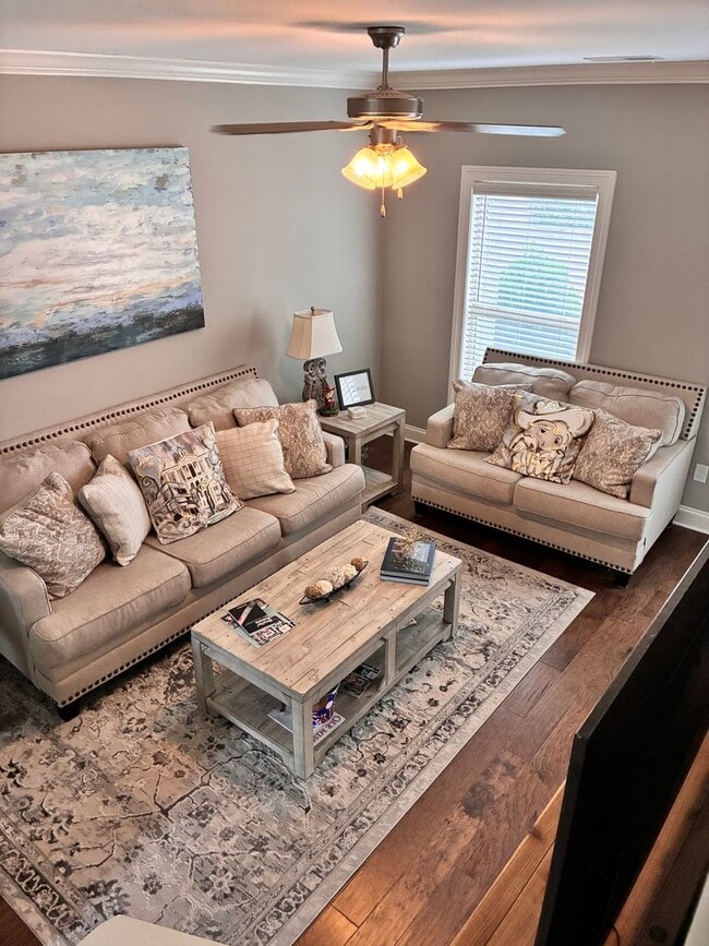 Photo - 4 bed 4.5 bath unit in West End neighborhood!