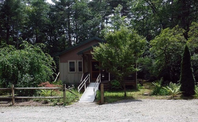 Building Photo - 291 Leamon Dr