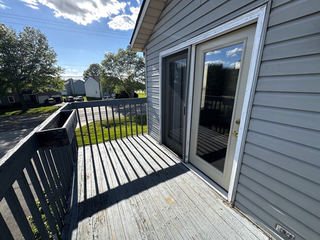 Photo - 3688 Harris Ave NW