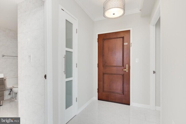 7111 Woodmont Ave Unit 602