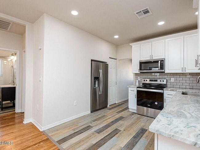 Photo - 1618 W Taylor St