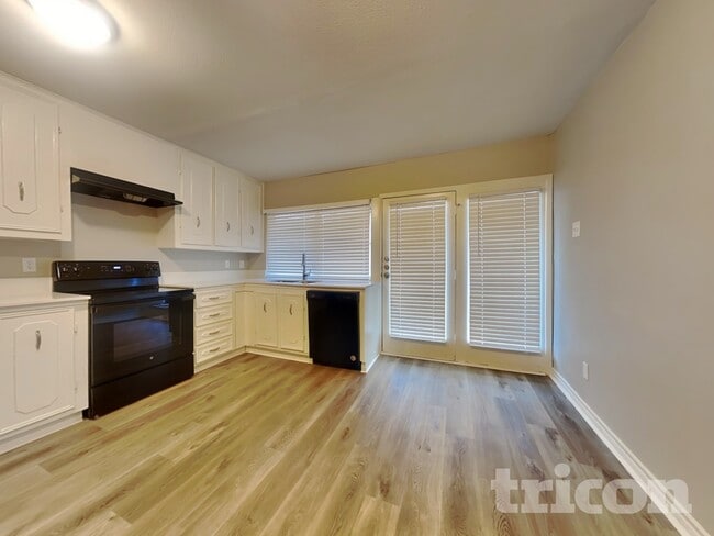 Photo - 1201 Kingston Dr
