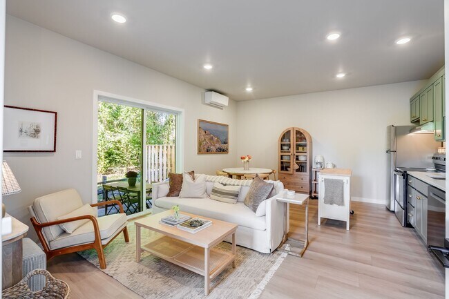 Photo - 16909 SW 132nd Ter Unidad B