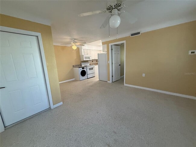 Photo - 17688 Gulf Blvd Unidad 104