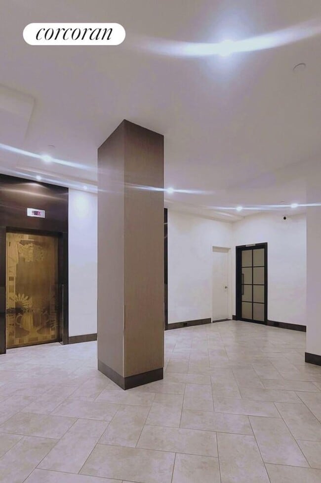 Photo - 45 W 81st St